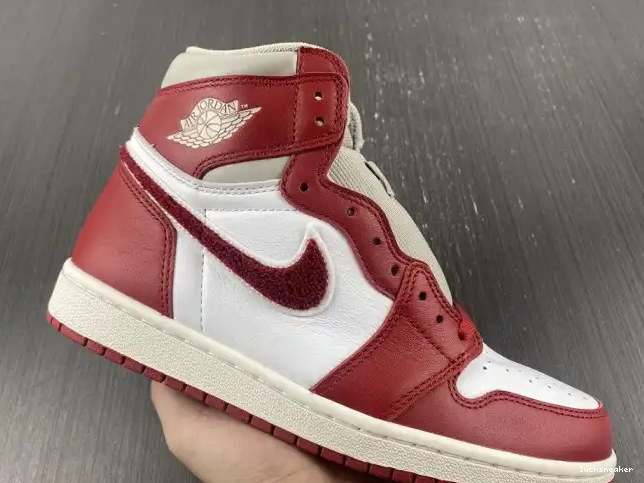 Rep LUCY Chenille 1 (W) OG DJ4891-061 Newstalgia High Jordan 0510